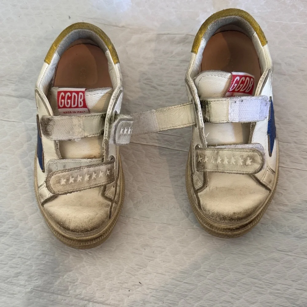 Kids White and Gold Sneakers - Picture 5 of 6